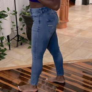 American Eagle Blue Jeans Next Level stretch Curvy Hi-Rise Jegging Size 8